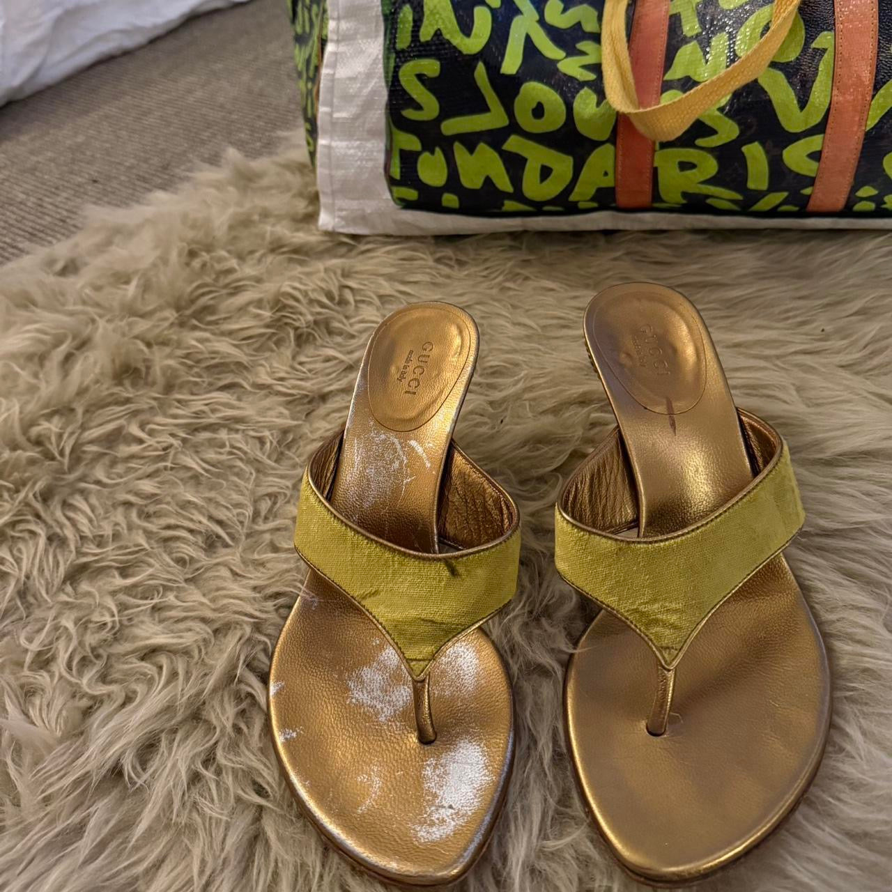 Gucci By Tom Ford Green Velvet Thong Kitten Heels